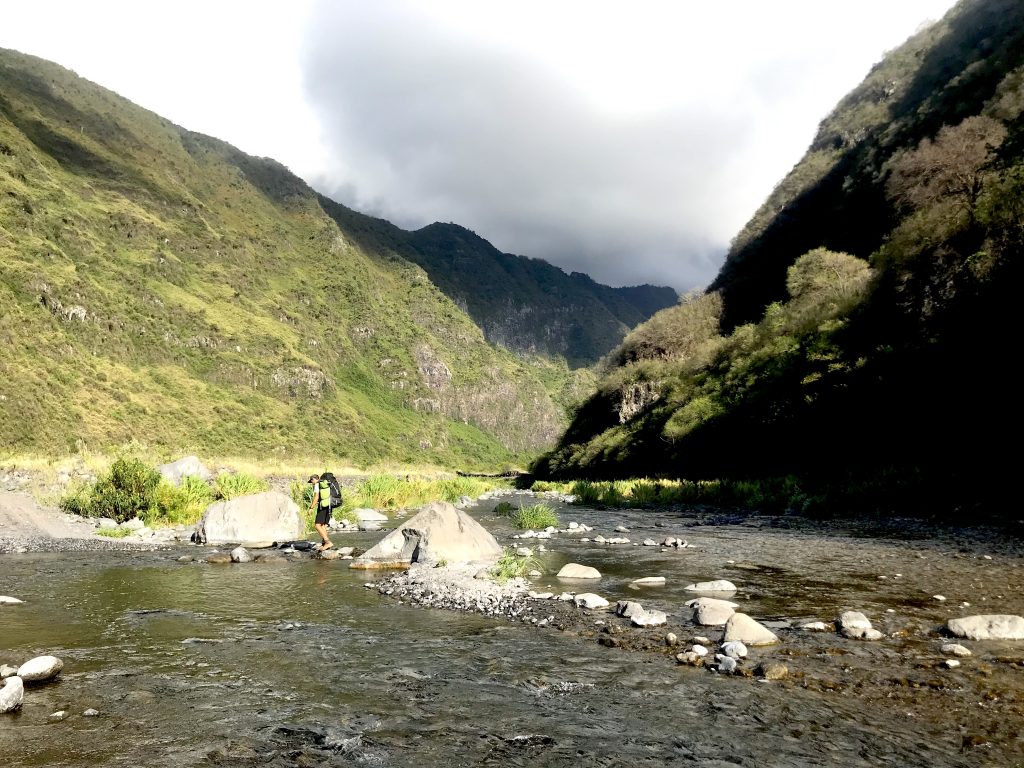 File:Rivière des Galets depuis la canalisation des Orangers.JPG